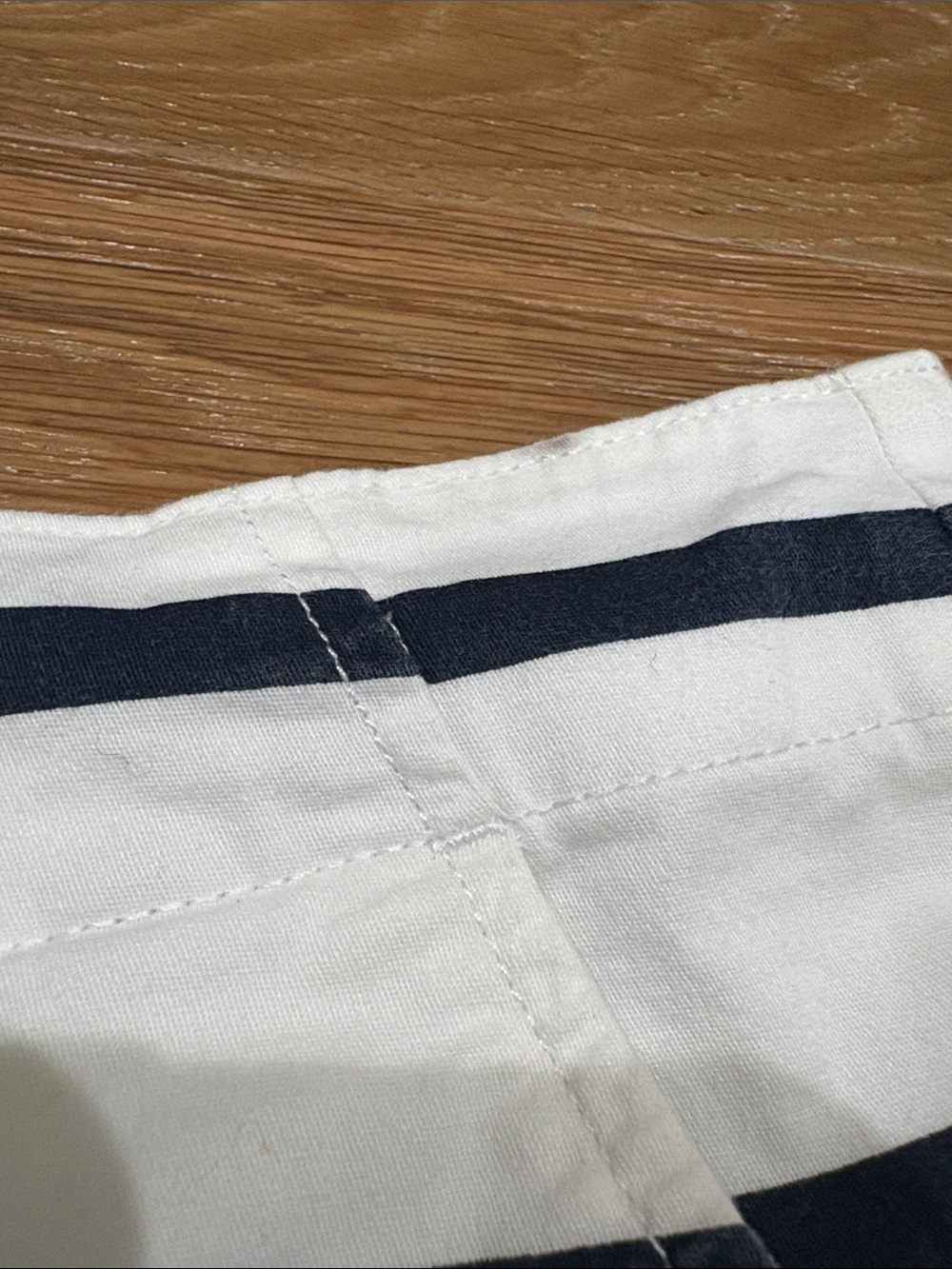 Nautica Striped White and Navy Cotton Shorts Women’s Size 12 - Picture 4 of 8